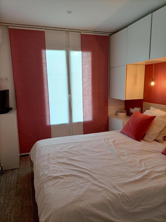 Appartement Proche Mer Avec Terrasse Et Jardin Privatif Hyères Zewnętrze zdjęcie