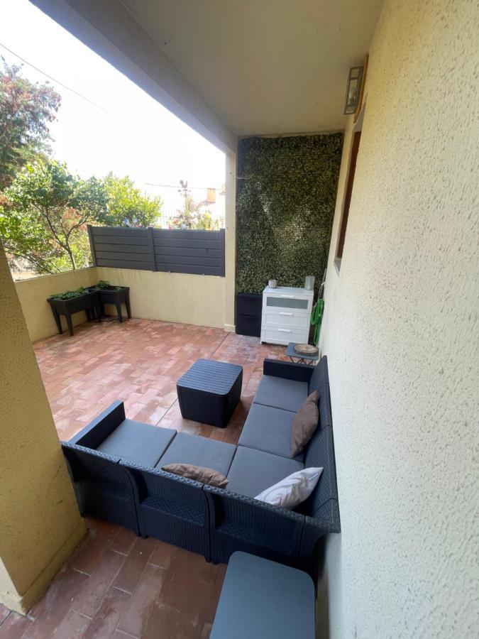 Appartement Proche Mer Avec Terrasse Et Jardin Privatif Hyères Zewnętrze zdjęcie