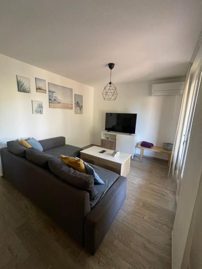 Appartement Proche Mer Avec Terrasse Et Jardin Privatif Hyères Zewnętrze zdjęcie